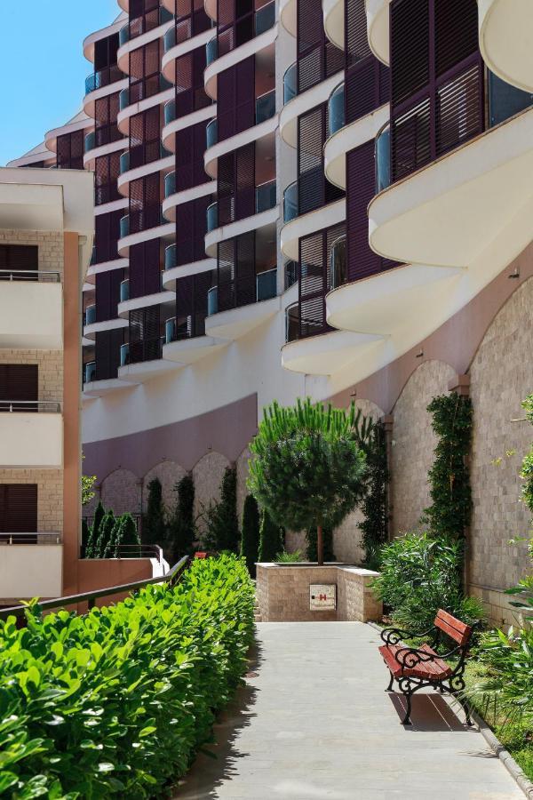 Three Bedroom Spacious Apartment Anatolia 부드바 외부 사진