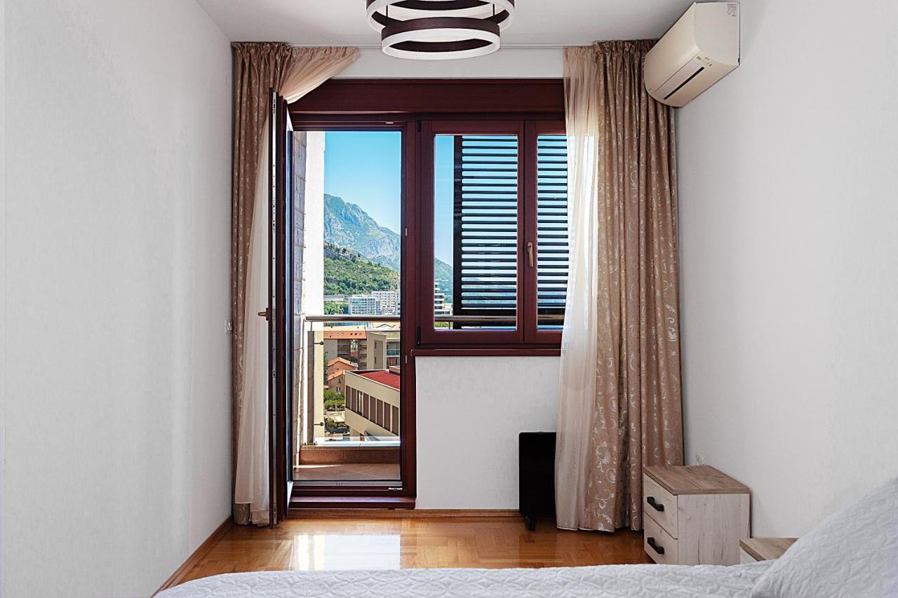 Three Bedroom Spacious Apartment Anatolia 부드바 외부 사진